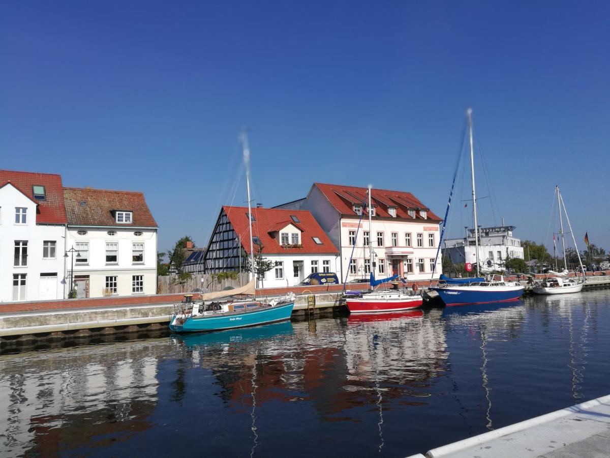 Fewo "Hafenblick" Ueckermünde Zewnętrze zdjęcie