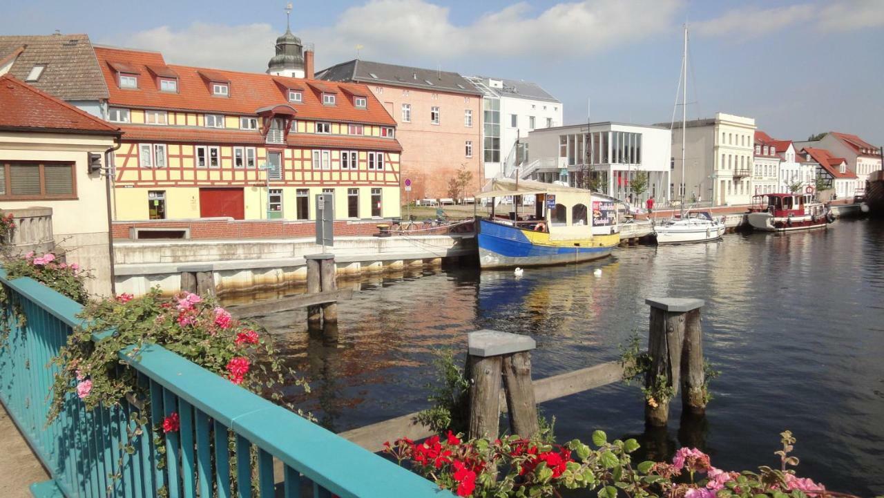 Fewo "Hafenblick" Ueckermünde Zewnętrze zdjęcie